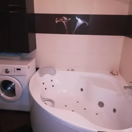 On Heroiv Stalinhradu Apartment Kyiv